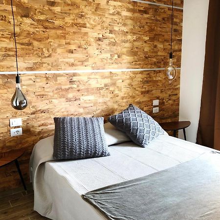 Arya Cagliari Hotell Eksteriør bilde