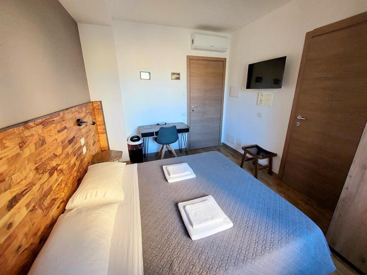 Arya Cagliari Hotell Eksteriør bilde