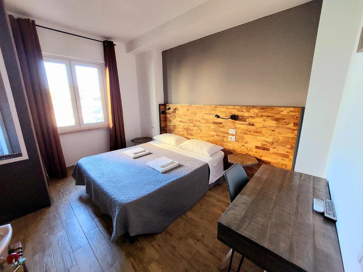 Arya Cagliari Hotell Eksteriør bilde