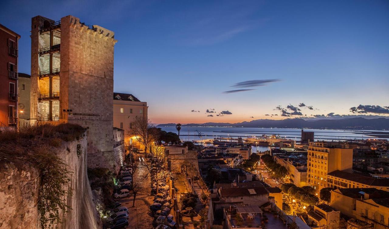 Arya Cagliari Hotell Eksteriør bilde
